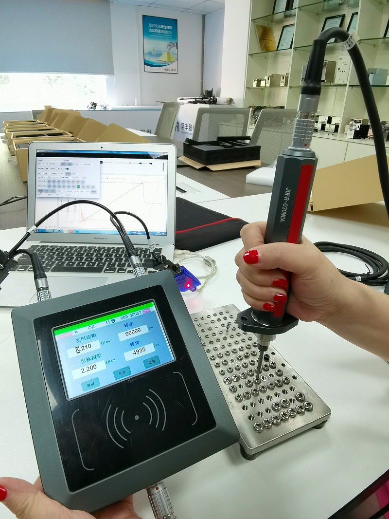 智能電動擰緊工具使用安全注意事項「詳細」 智能電動擰緊工具使用安全注意事項「詳細」